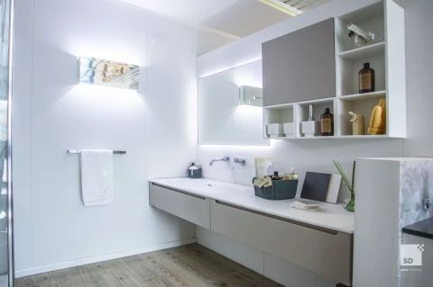 Bagno Idro stile moderno OUTLET